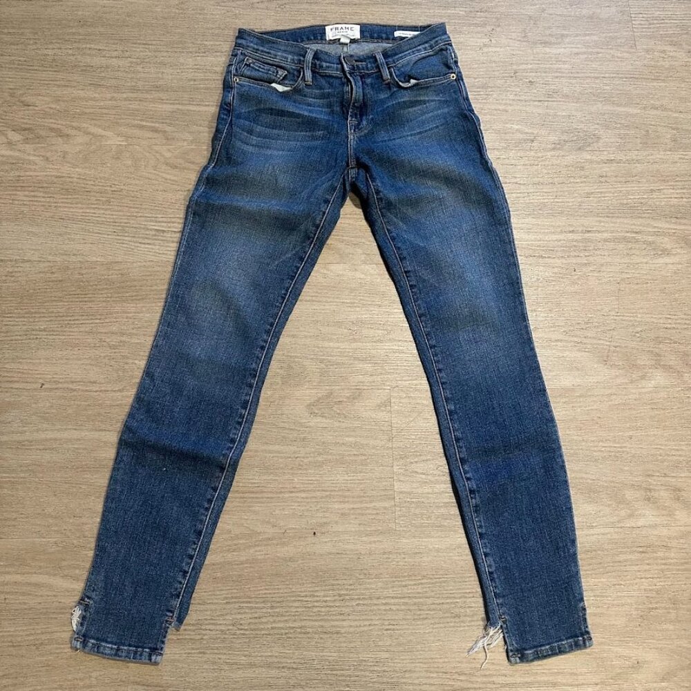FRAME LE SKINNY DE JEANNE SIZE 24